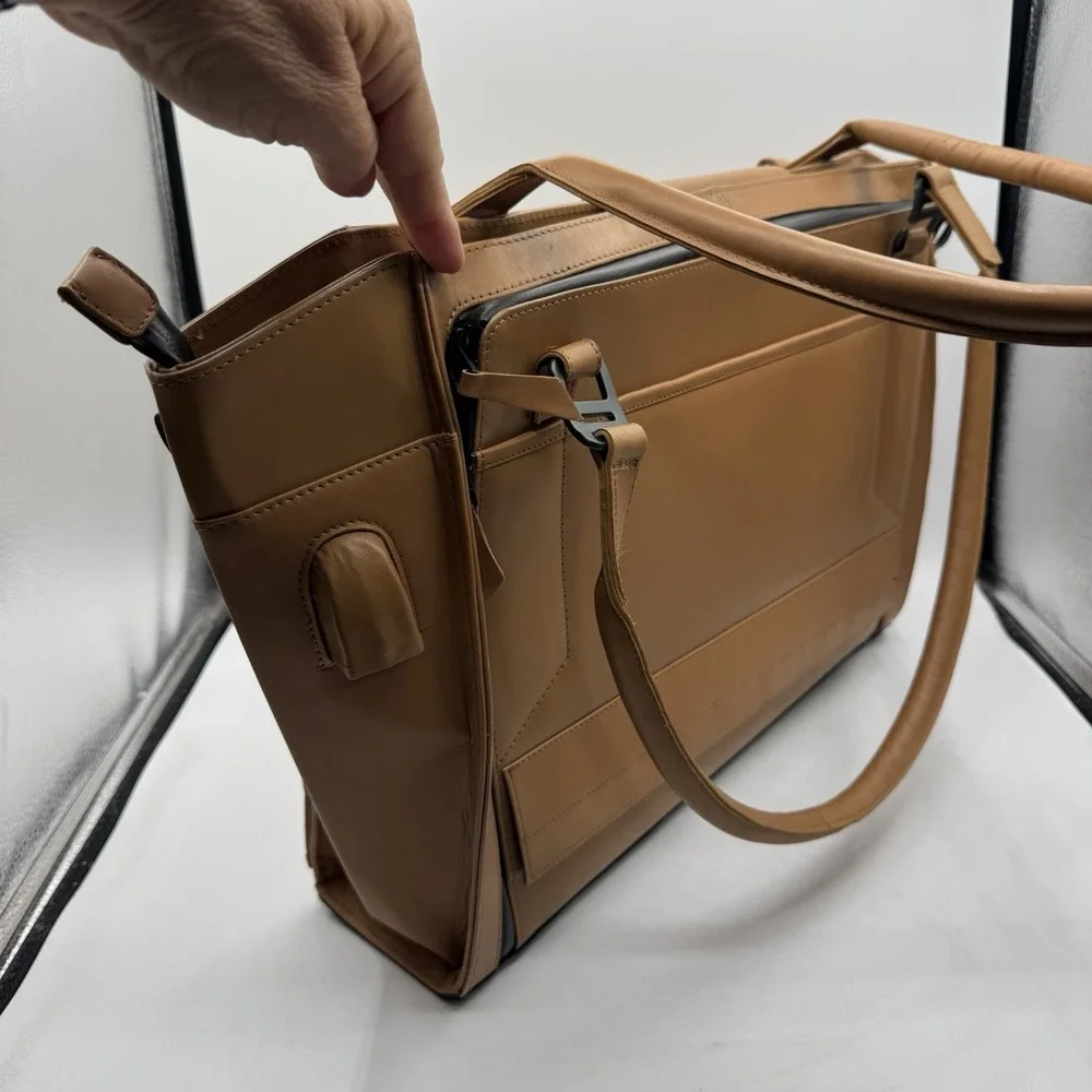 Nomahawk Urban Nomad Leather Tote Shoulder Bag Remote Laptop Platform Commuter